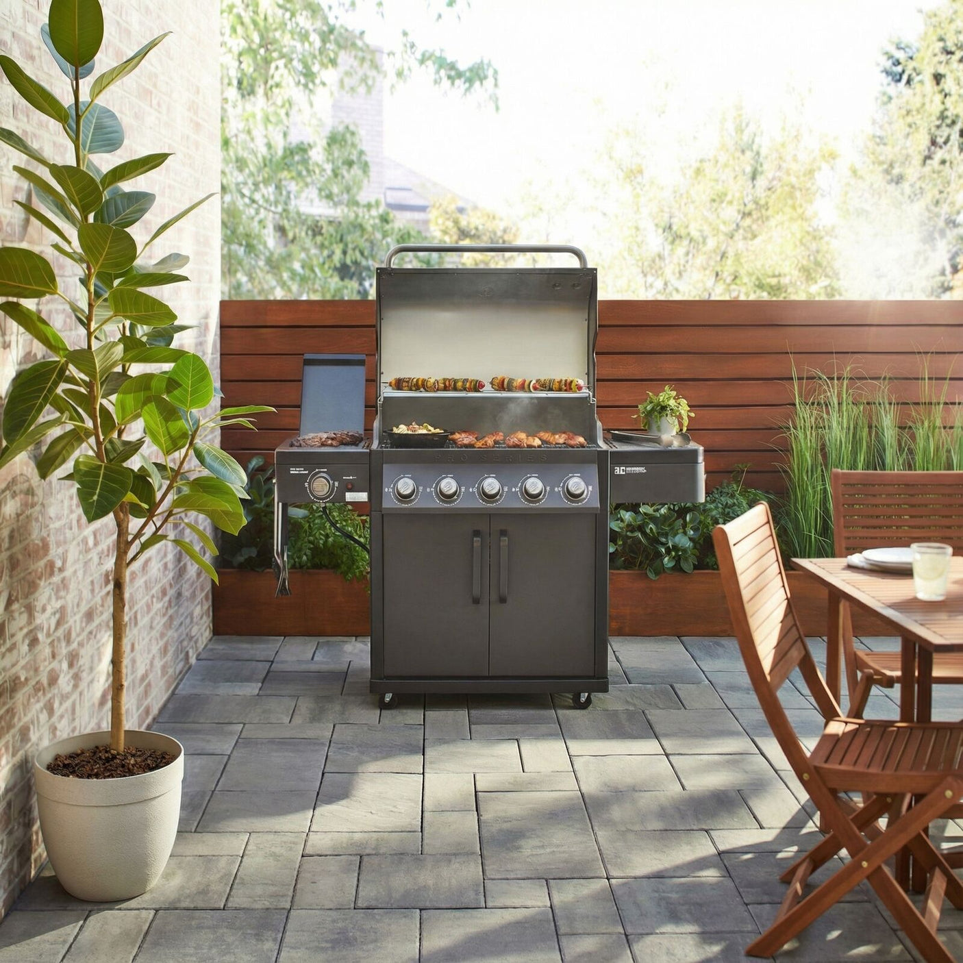 Coleman Pro Series 5-Burner BBQ on Cart — Matte Black — image 9